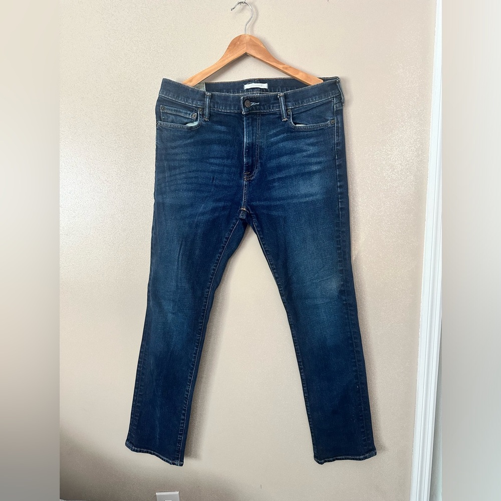 Abercrombie & Fitch Men's Slim Straight Men's Jeans with Stretch 34x32.